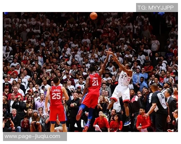 勇士队在14年季后赛中的辉煌历程与传奇时刻回顾